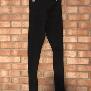 high waisted black leggings